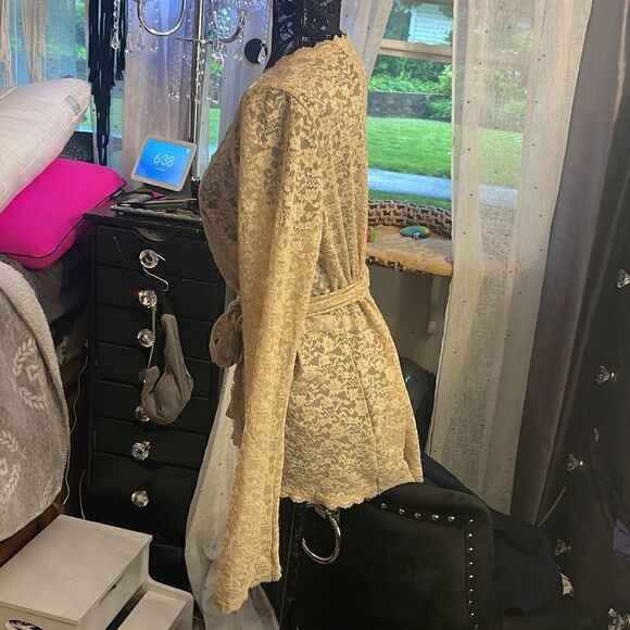 Victorias secret VS large tan lace wrap jacket/coat/top shirt - Picture 4 of 7